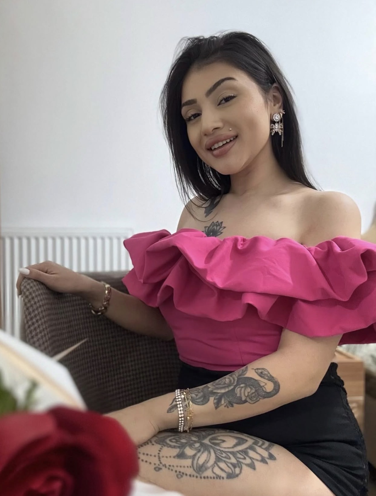 Hacı Reşit Sonsuz Güzel Sevgili Bayan Escort Evrim